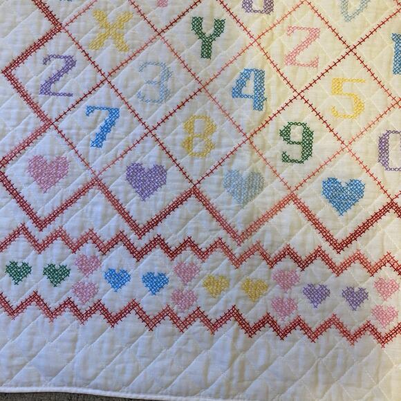 VTG 70s Cross-Stick Baby Quilt Toddler Crib Educational Nursery Blanket 29x40” - Picture 4 of 6